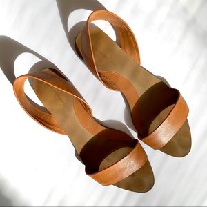 ZARA | STRAPPY LEATHER FLAT SLIDES SANDAL